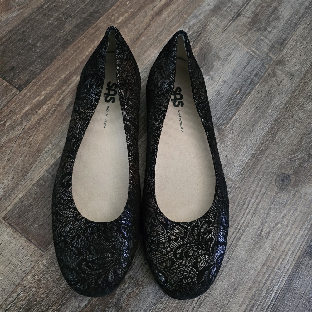 SAS 9.5M Scenic Ballet Flat Black Lace‎ Floral Slip On Loafer Comfort Shoe USA